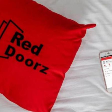 ג'קרטה Reddoorz Plus @ Kwitang 2 מראה חיצוני תמונה